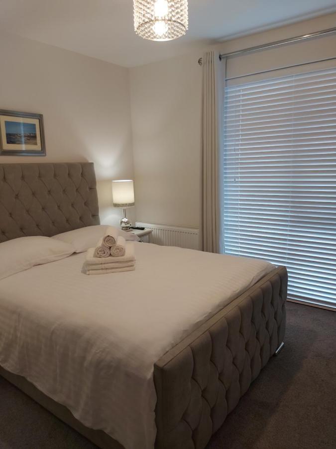 Bed and Breakfast Ayala Портстьюарт Экстерьер фото